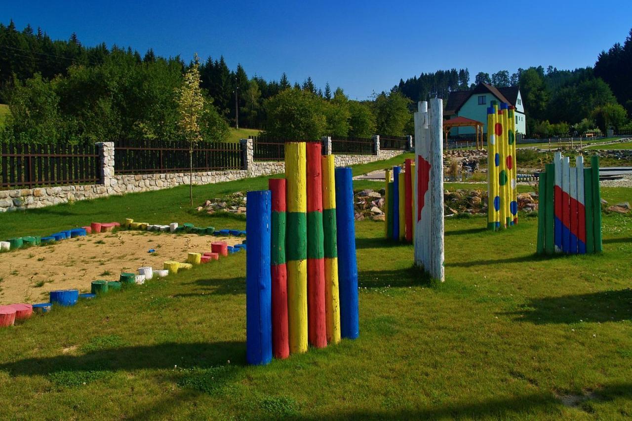 Hotel Forestyma Hodonín Екстериор снимка