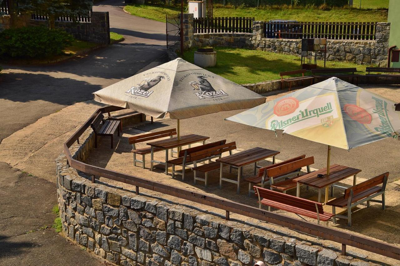 Hotel Forestyma Hodonín Екстериор снимка
