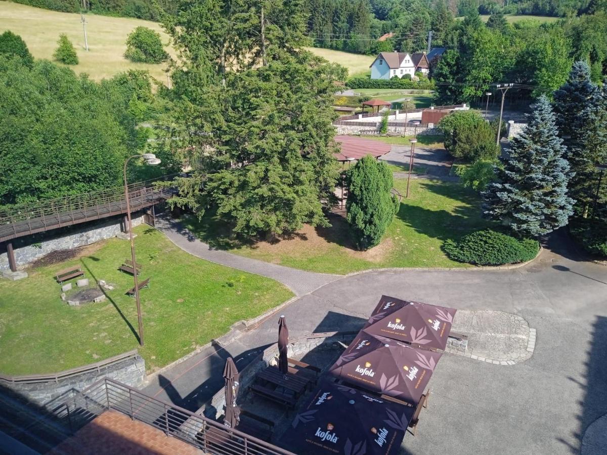Hotel Forestyma Hodonín Екстериор снимка